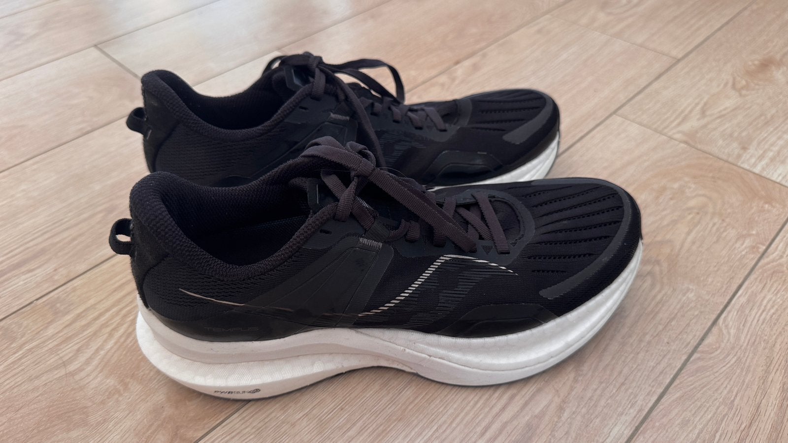 Saucony Tempus hardloopschoenen dames 42, Ophalen, Hardloopschoenen, Nieuw, Saucony