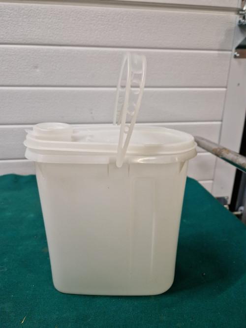 Tupperware schenker vintage, Huis en Inrichting, Keuken | Tupperware, Ophalen of Verzenden, 'T Olde Gre-j, Info@toldegrej.nl, Endepoelstraat 20f Didam