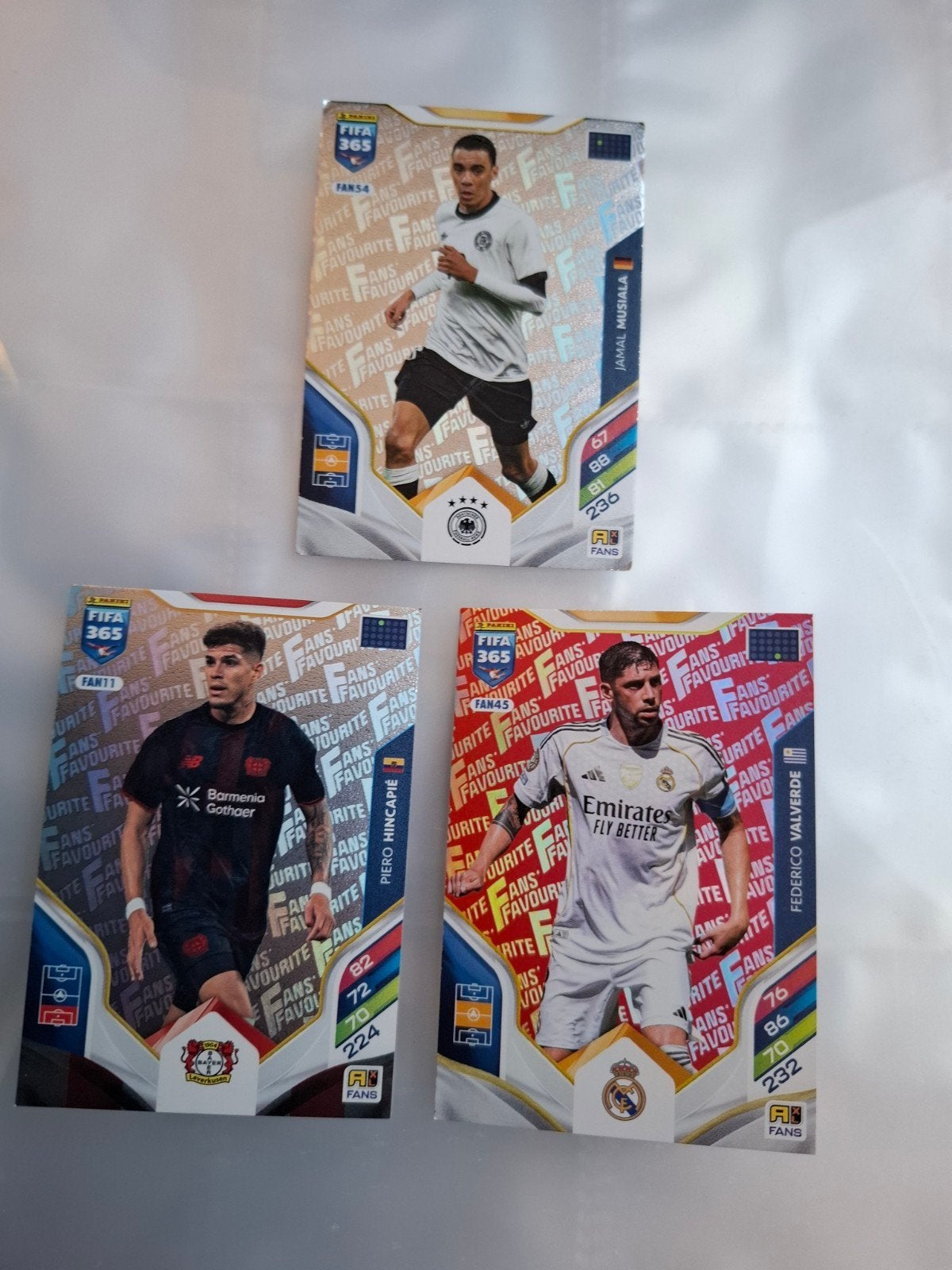Panini FIFA 365 Adrenalyn XL 2024 Voetbal Kaarten + Codes, Ophalen of Verzenden, Nieuw, Buitenlandse clubs, Spelerskaart