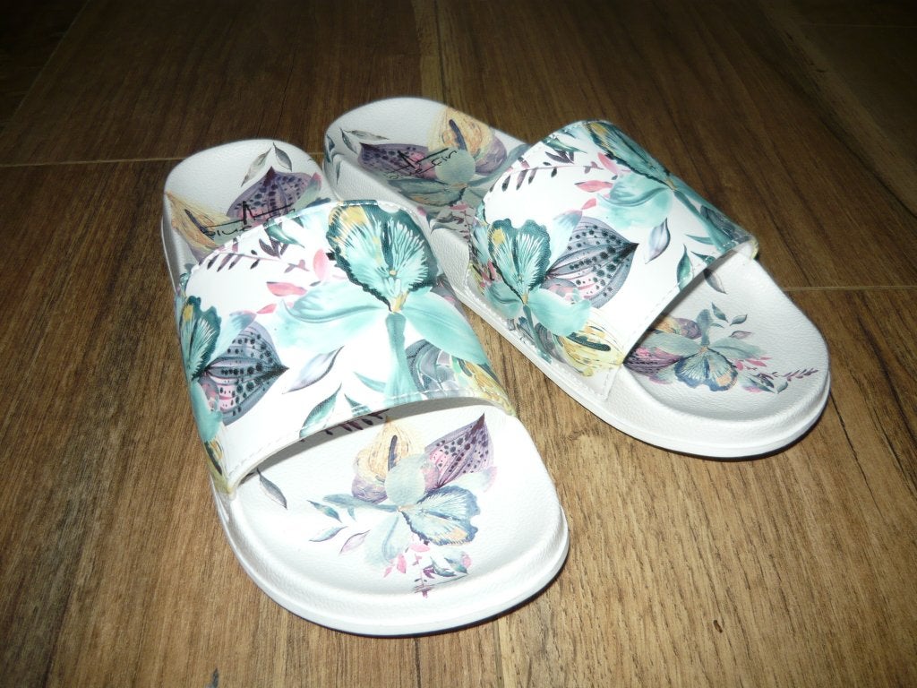 Zomerslippers - Badslippers met Bloemen (BLUEFIN Maat 39), Slippers, Nieuw, Ophalen of Verzenden, Bluefin