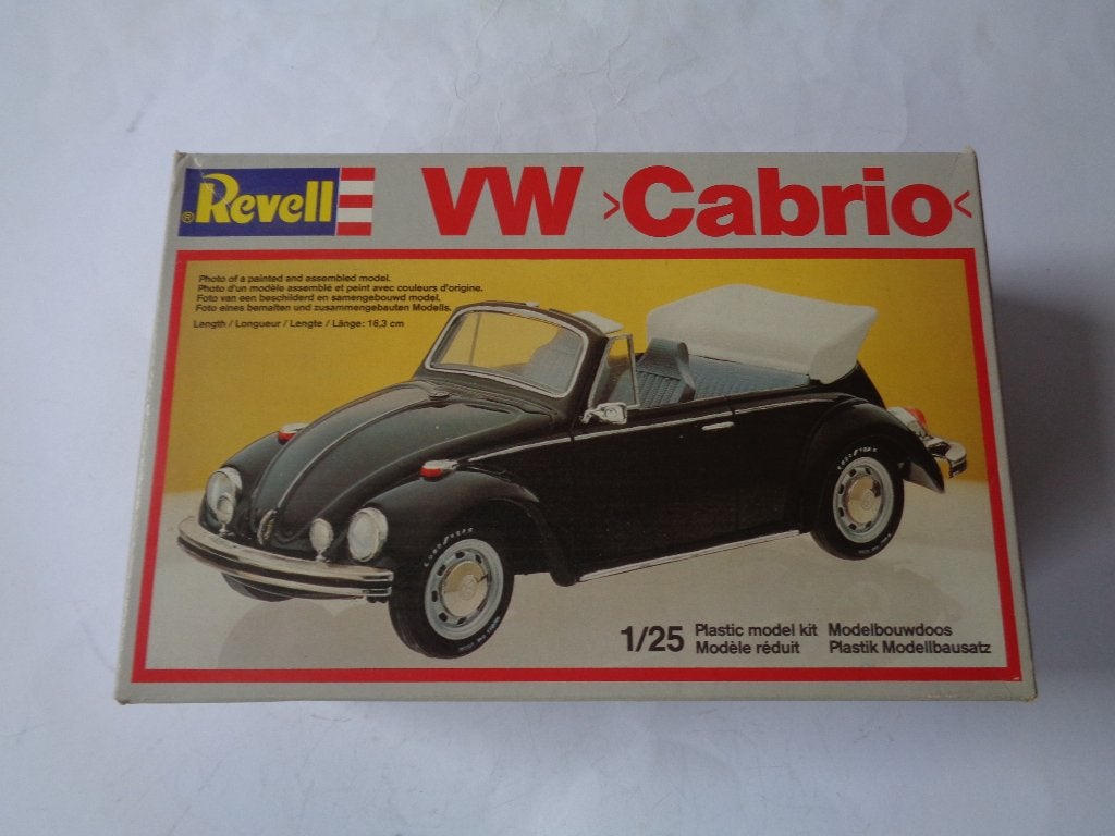 Oude Revell VW Cabrio Modelbouw Doos. Duitsland, uit 1982, Hobby en Vrije tijd, Ophalen of Verzenden, Zo goed als nieuw, Auto