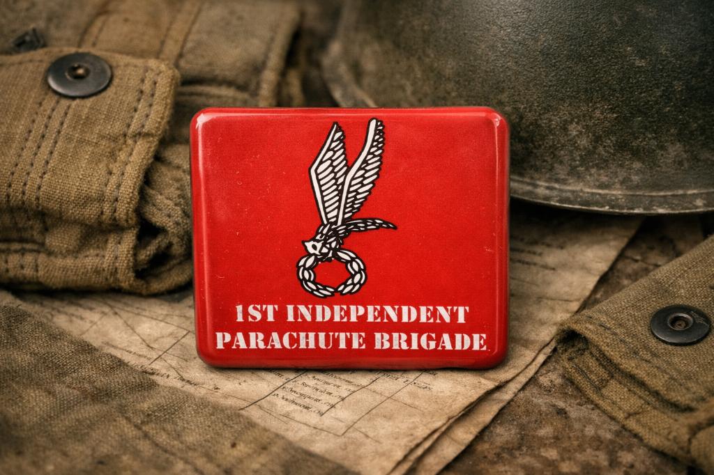WW2 1st Independent Parachute Brigade  magneet - RJ Army, Ophalen of Verzenden, Luchtmacht, Overige gebieden, Embleem of Badge
