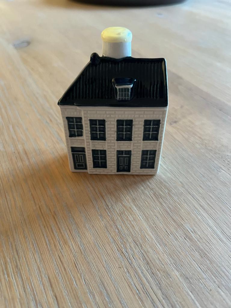 KLM huisje 106 uit 2026, Ophalen of Verzenden, Nieuw, Gevuld
