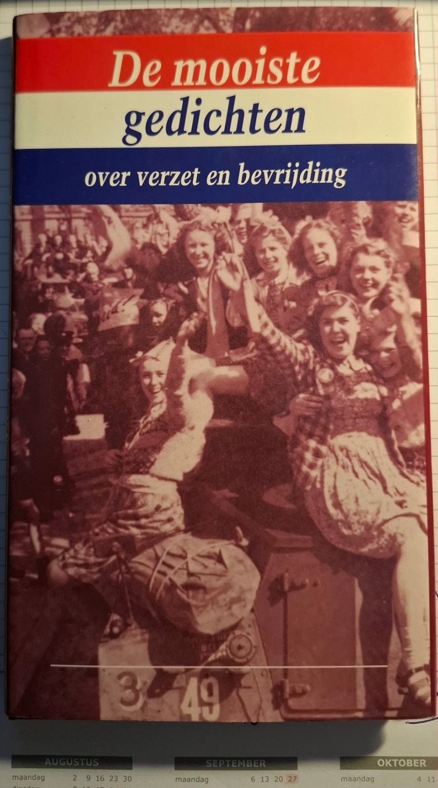 De mooiste gedichten over verzet en bevrijding, Boeken, Verzenden, Sipke van der Land (verz.), Meerdere auteurs, Gelezen