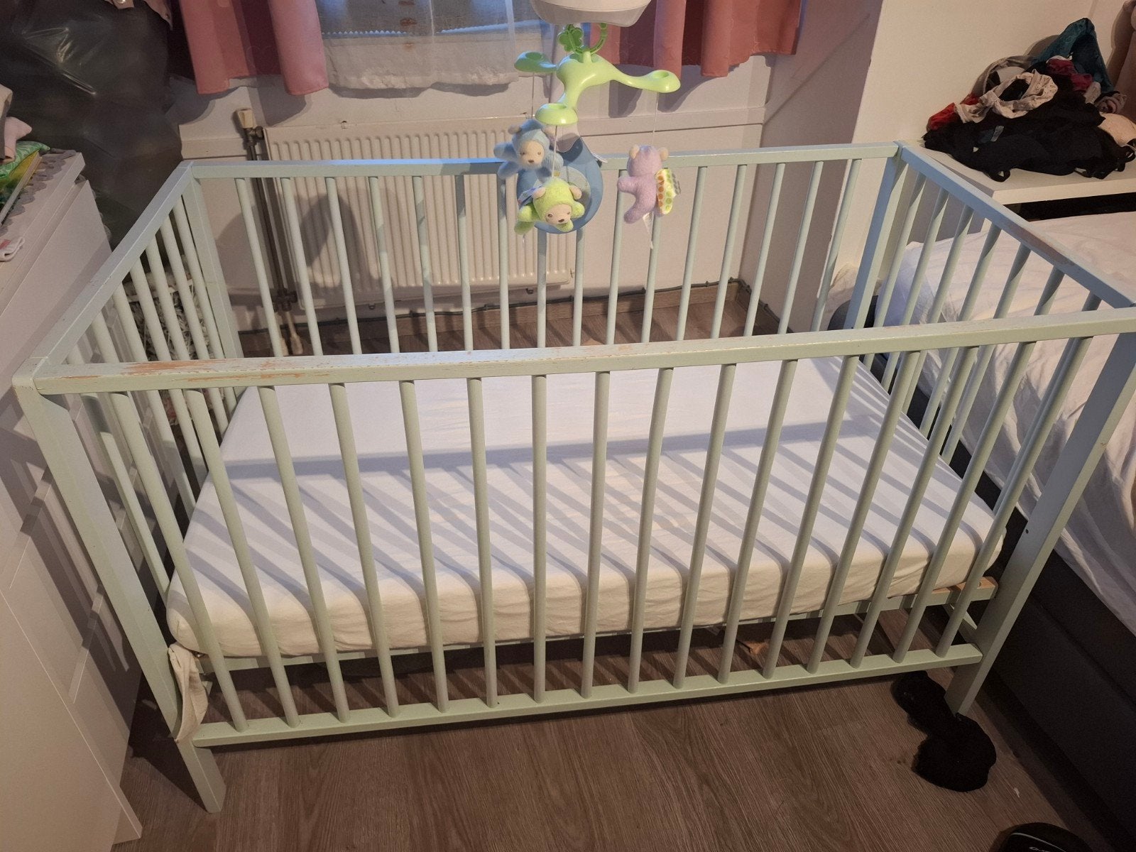 Babybedje met mobiel, Ophalen, Gebruikt, Ledikant