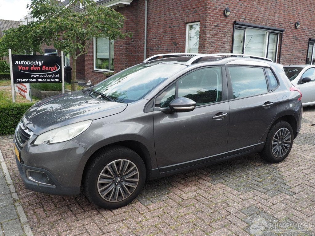 Peugeot 2008 1.2 Vti Active Pack Premium (bj 2014), Auto diversen, Schadeauto's, Webaccessibility@stellantis.com, Stellantis N.V.