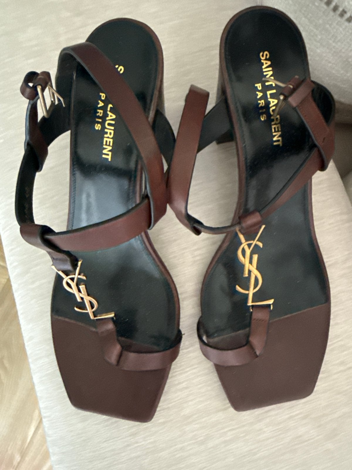Yves Saint Laurent schoenen maat 40 zo goed als nieuw, Kleding | Dames, Schoenen, Ophalen of Verzenden, Zo goed als nieuw, Bruin