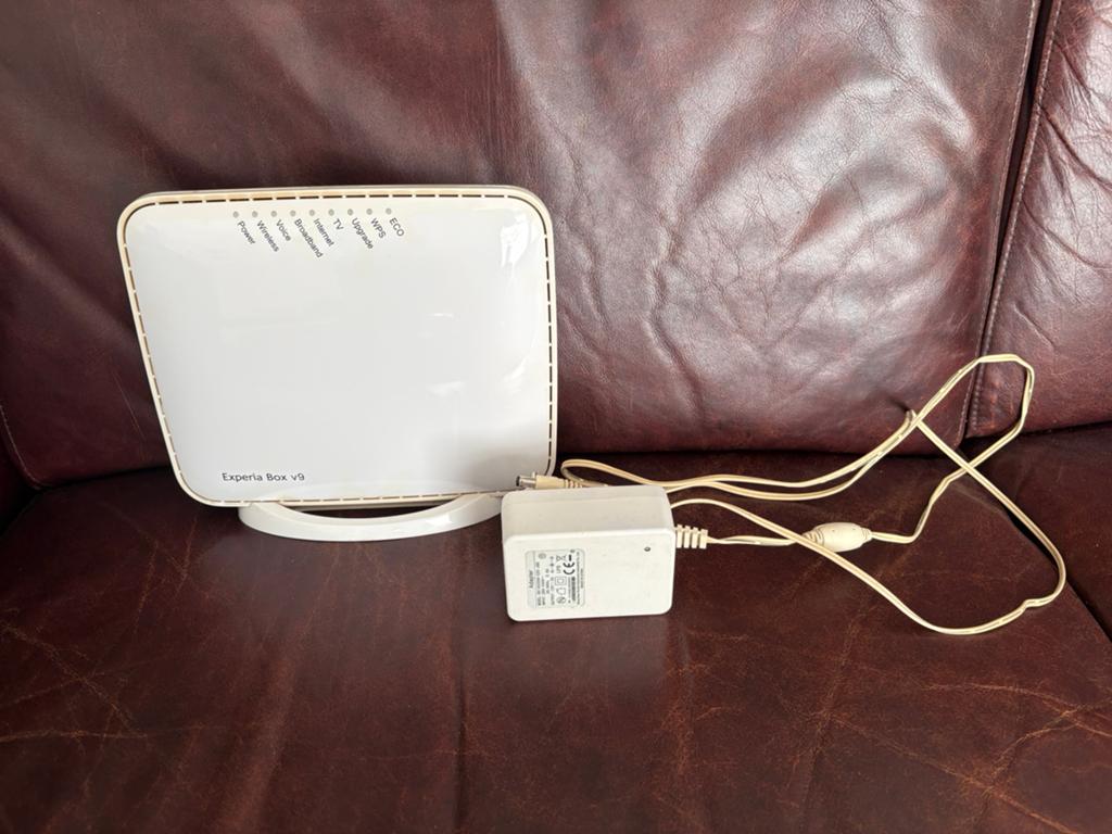 Experia Box, Computers en Software, Routers en Modems, Ophalen, Gebruikt