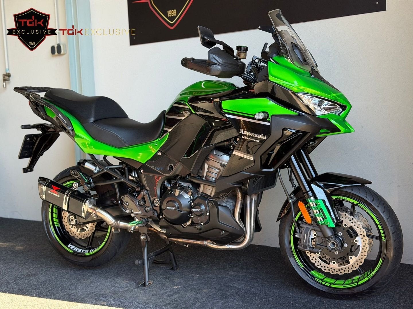 KAWASAKI VERSYS 1000 BLACK WIDOW TOPSTAAT (650 1100), Motoren, Motoren | Kawasaki, Bedrijf, Toermotor, meer dan 35 kW, 4 cilinders