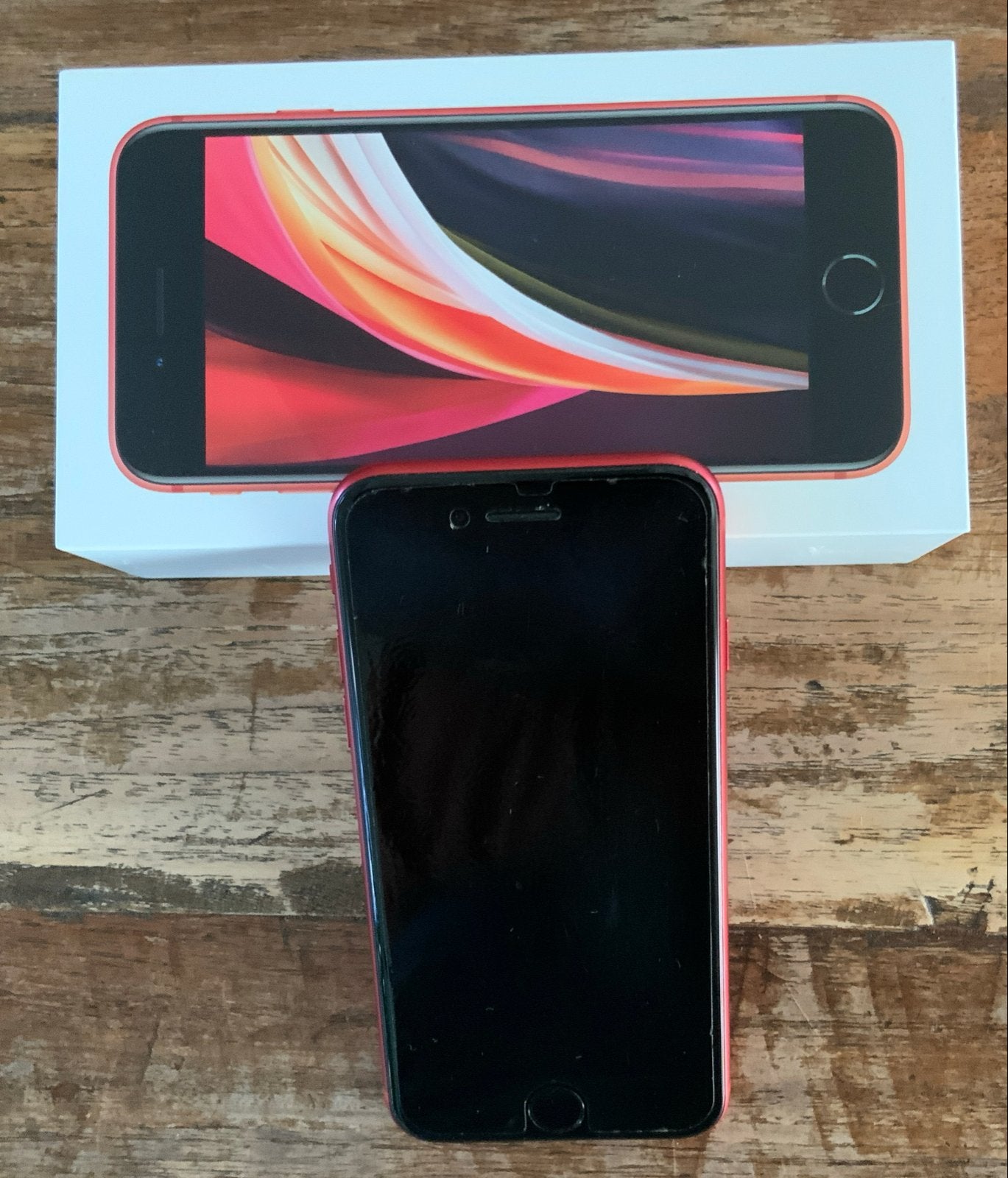 Mooie zeer nette iPhone SE (2020) Rood 64GB, Telecommunicatie, Mobiele telefoons | Apple iPhone, Zo goed als nieuw, 64 GB, Zonder abonnement
