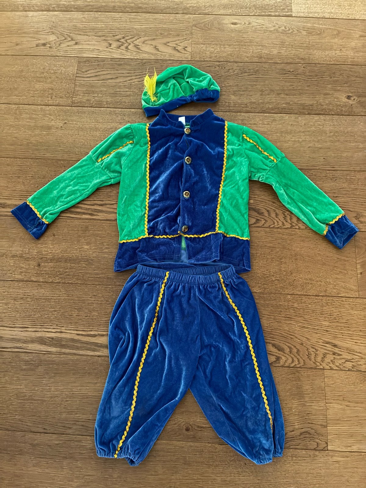 Velours Piet kostuum voor kinderen maat 128, Ophalen of Verzenden, Gebruikt, 122 t/m 128, Jongen of Meisje