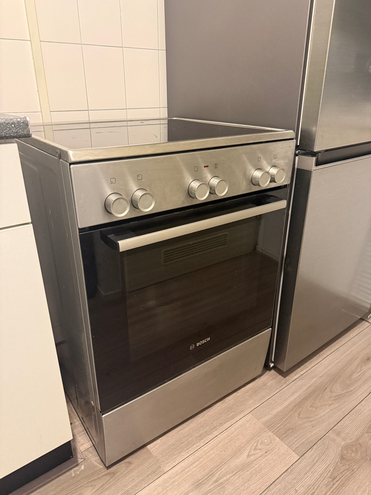 Bosch HKA090150, Ophalen, Keramisch, 4 kookzones, Zo goed als nieuw