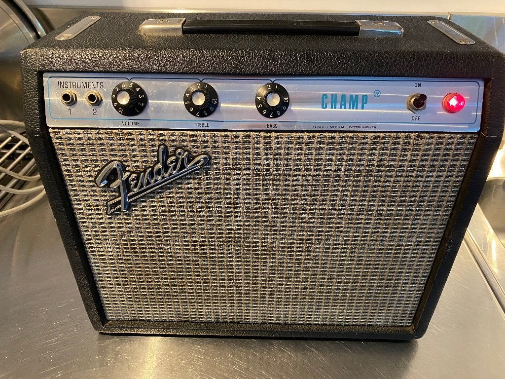 Fender Champ Silverface, Muziek en Instrumenten, Versterkers | Bas en Gitaar, Ophalen, Gebruikt, Gitaar, Minder dan 50 watt