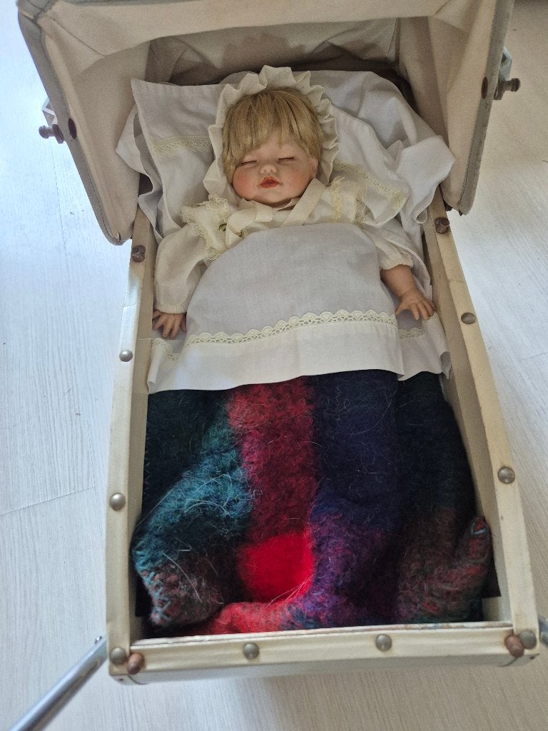 poppen wagentje oud, Verzamelen, Ophalen, Gebruikt, Pop