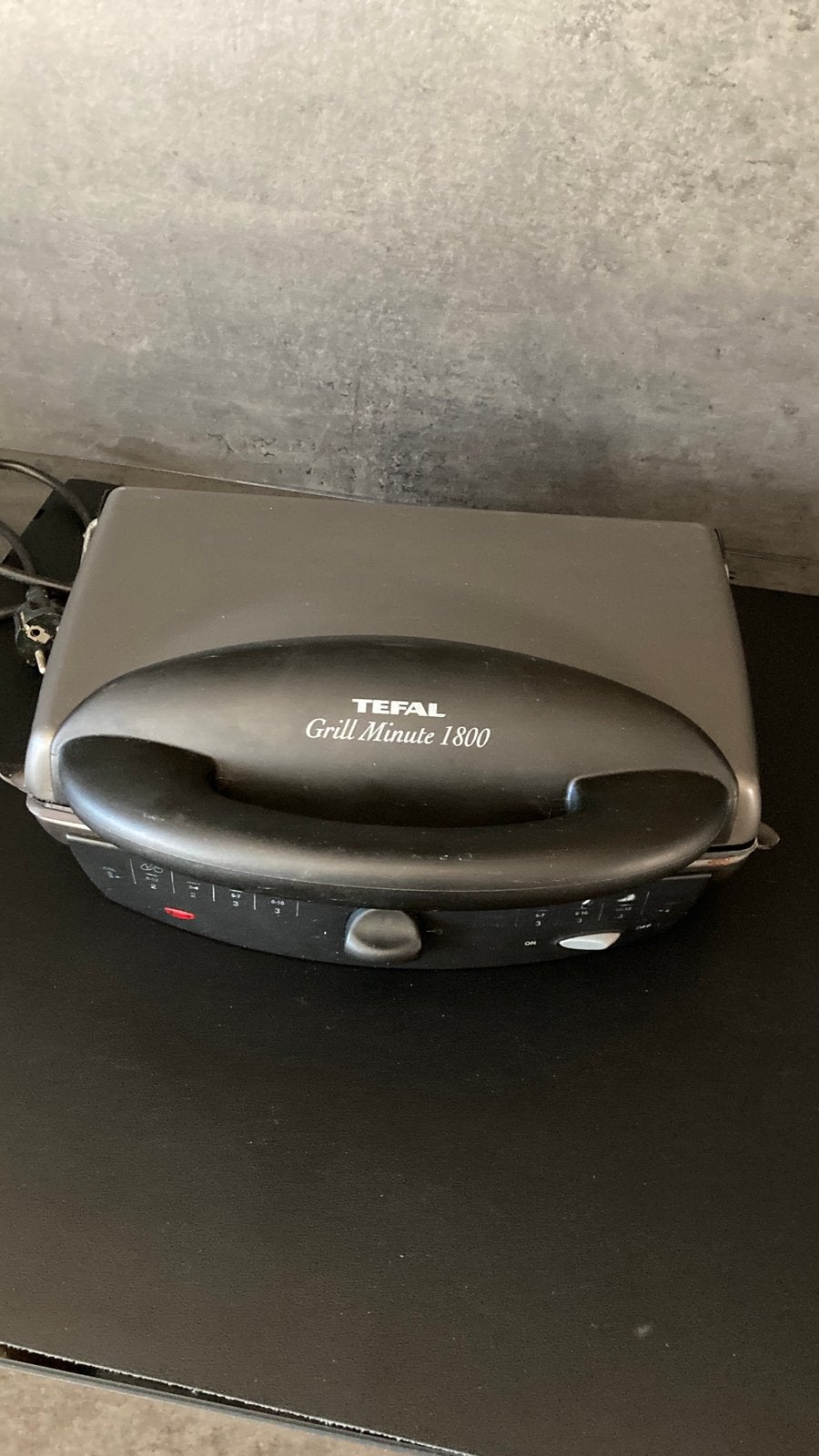 Tefal Grill Minute 1800, Ophalen of Verzenden, Vaatwasmachinebestendig, Gebruikt, Tafelgrill