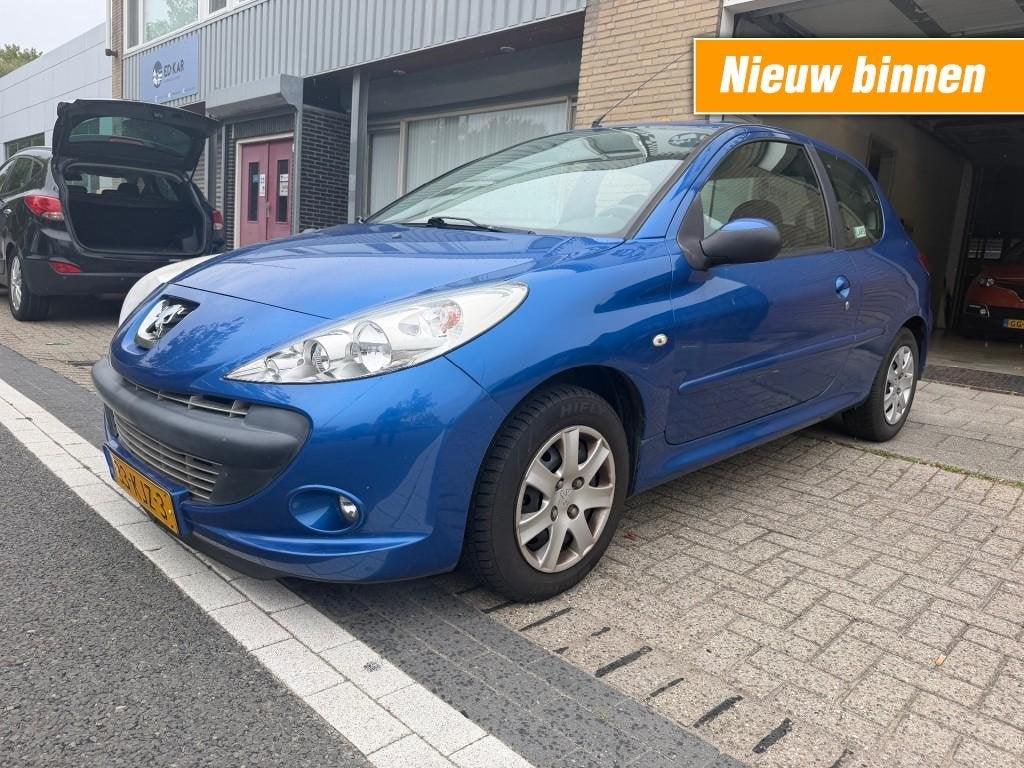 Peugeot 206 1.4 GENERATION 3DRS 2DE EIG rijdt goed NAP APK 4, Voorwielaandrijving, 4 cilinders, Elektrische ramen, Blauw