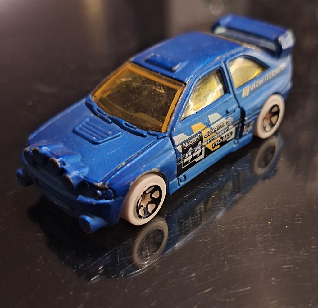 Hotwheels ford escort cosworth /rally 2015, Ophalen of Verzenden, Gebruikt, Auto