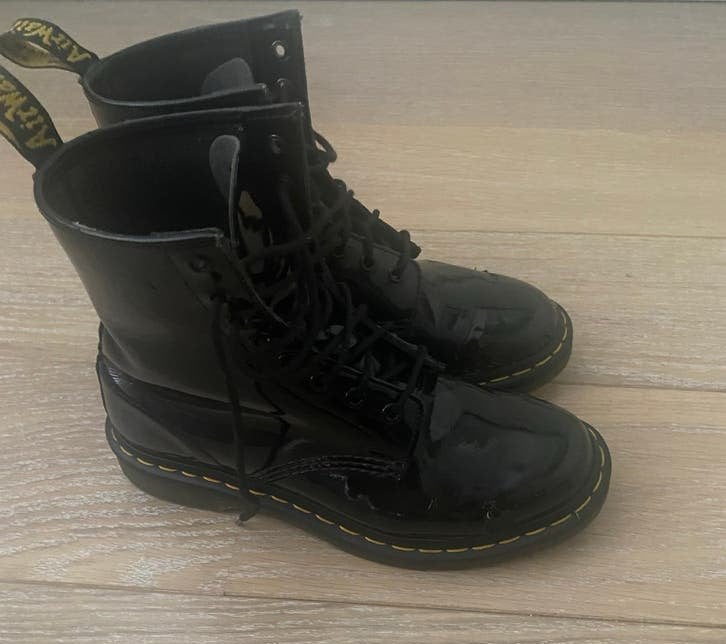 Dr. Martens boots zwart lakleer maat 40, , in goede staat, Kleding | Dames, Schoenen, Verzenden, Zwart, Lage of Enkellaarzen, Dr. Martens