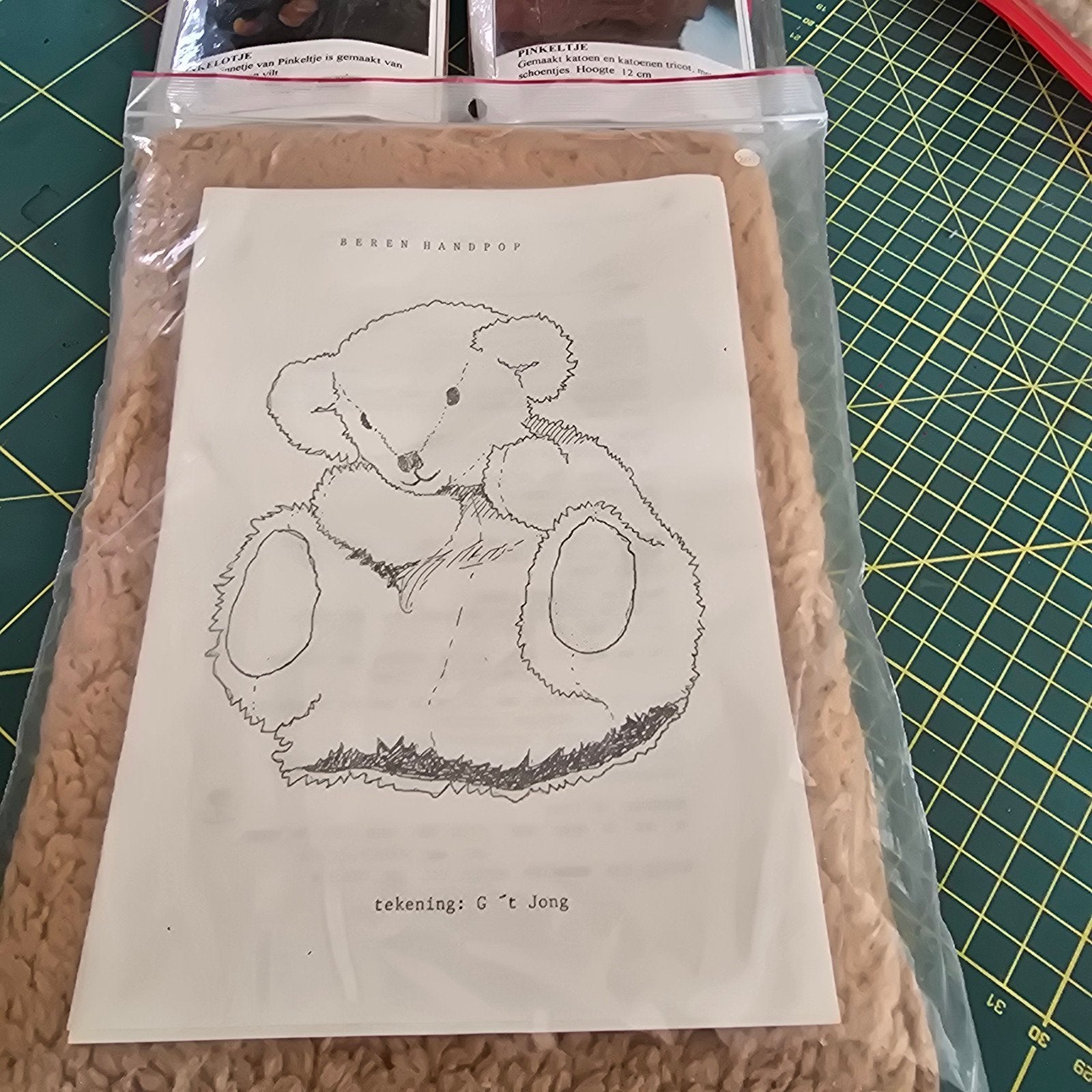 Knutselpakket: Beren handpop - ca. 20 cm groot, Nieuw, Ophalen of Verzenden, Knutselset, Textiel