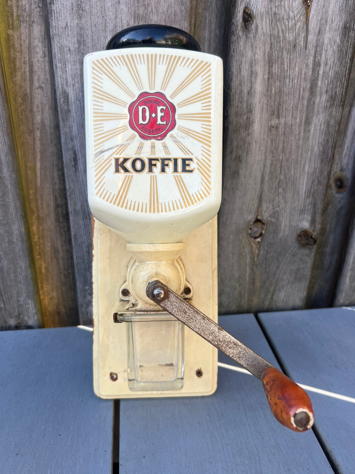 Vintage Douwe Egberts Wandkoffiemolen – Compleet, Antiek en Kunst, Ophalen of Verzenden