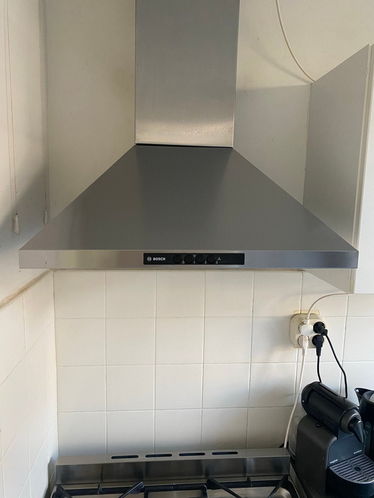 Afzuigkap met 2 filters en verlichting, rvs kleur, Ophalen, Zo goed als nieuw, 200 tot 400 m³ per uur, Wandschouwkap