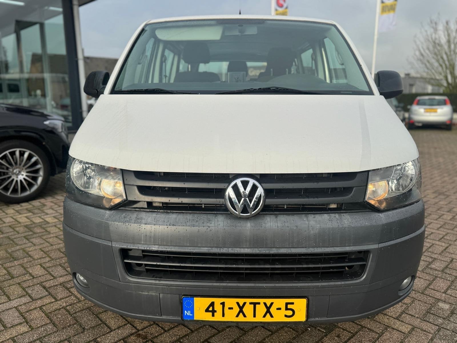 Volkswagen Transporter Kombi 2.0 TDI L2H1 BM Comfortline lan, Auto's, Voorwielaandrijving, Gebruikt, 8 stoelen, Wit