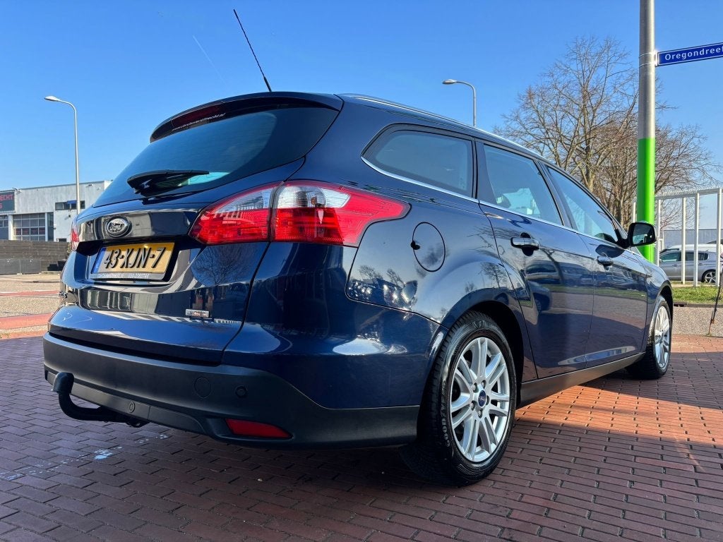 Ford FOCUS Wagon 1.0 EcoBoost Titanium | trekhaak | 6versn |, Auto's, Focus, Euro 5, Gebruikt, Blauw