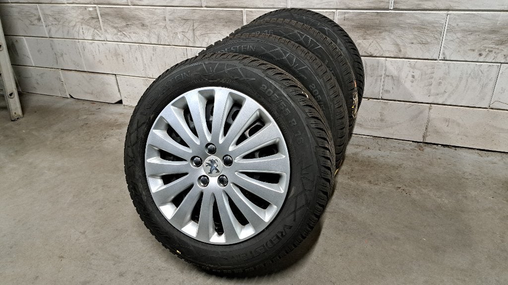 Winterbanden Peugeot 308 Partner Proace City Combo 205/55/16, Gebruikt, 16 inch, Banden en Velgen, Personenwagen