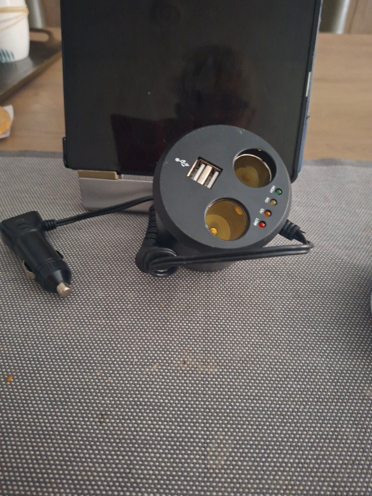 Auto USB Oplader met 2x Sigarettenaansteker Splitter, Ophalen of Verzenden, Nieuw