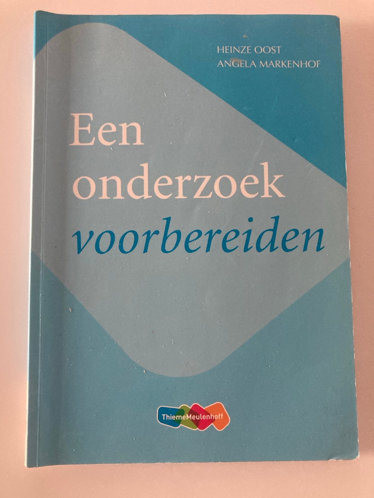 Een onderzoek voorbereiden - HBO/WO studiegids, Ophalen of Verzenden, Gelezen, WO