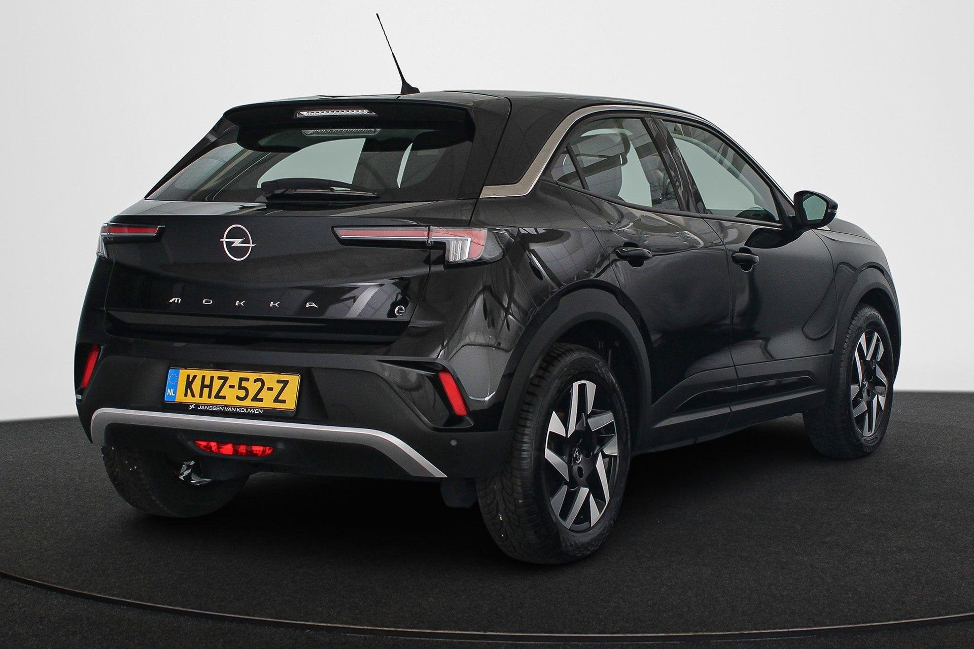 Opel Mokka-e Elegance 50-kWh 11kw bl. Apple CarPlay Achterui, Auto's, Gebruikt, Parkeersensor, 338 km, 315 min