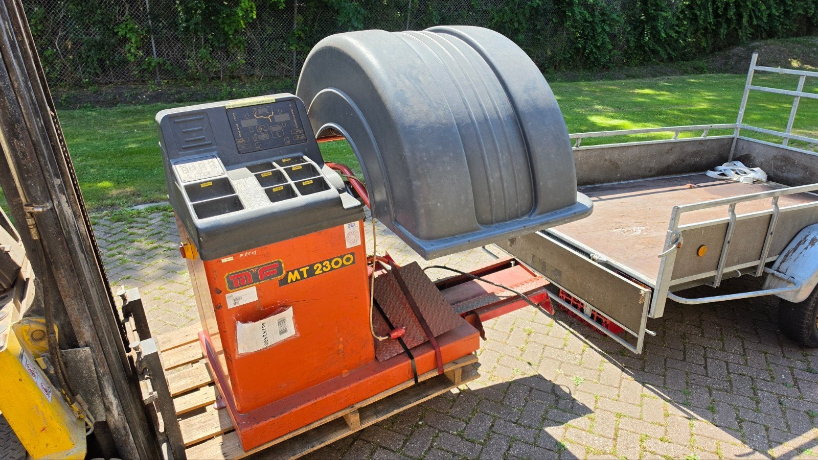MT2300 Balanceer machine, Auto diversen, Autogereedschap, Ophalen, -, -, -
