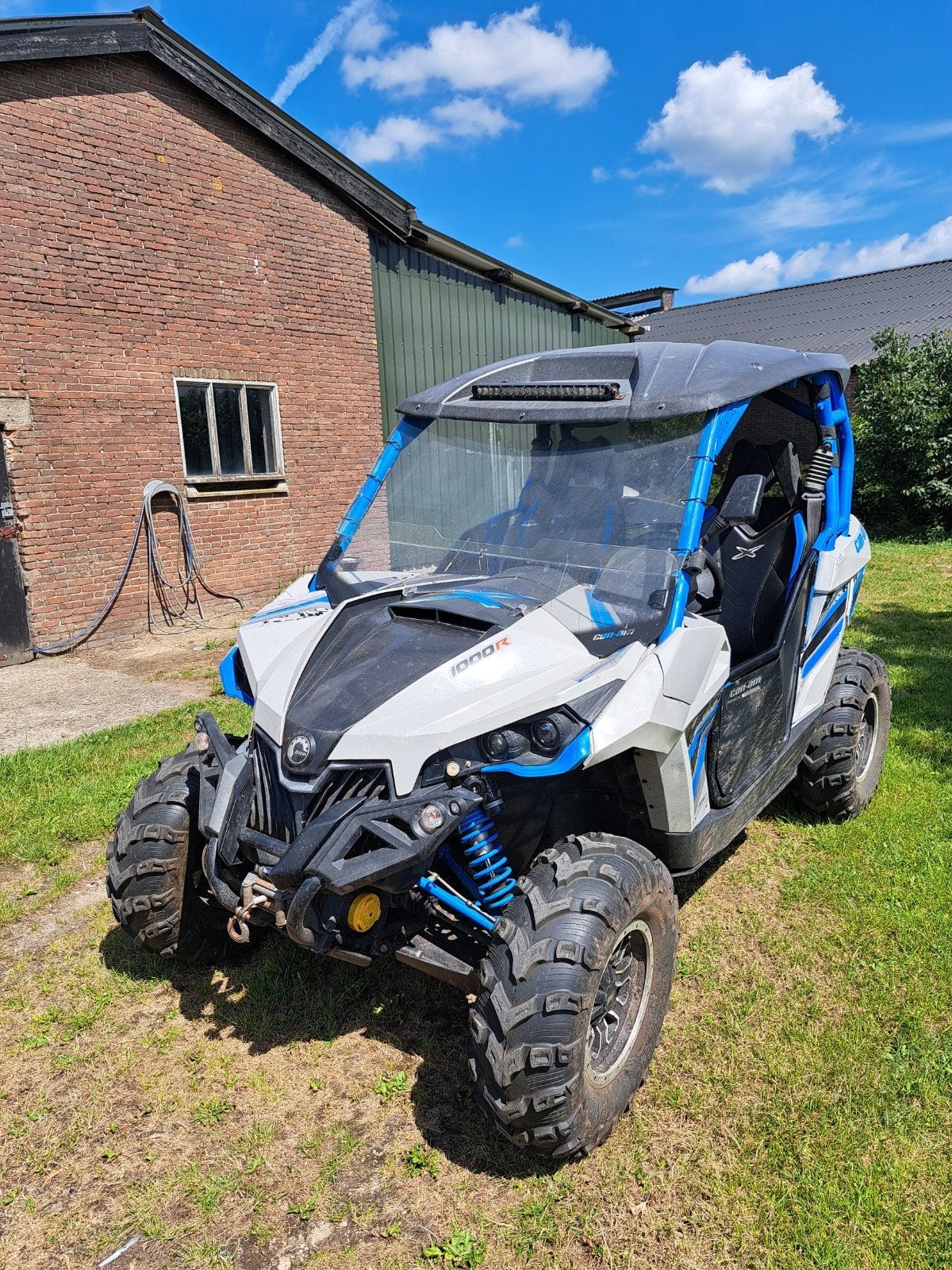 Can-Am Maverick 1000R - Krachtige Side-by-Side, Motoren, Quads en Trikes