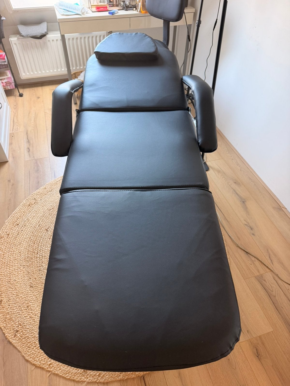 Nieuwe schoonheidspecialisten stoel te koop, Ophalen, Zo goed als nieuw, Massagetafel