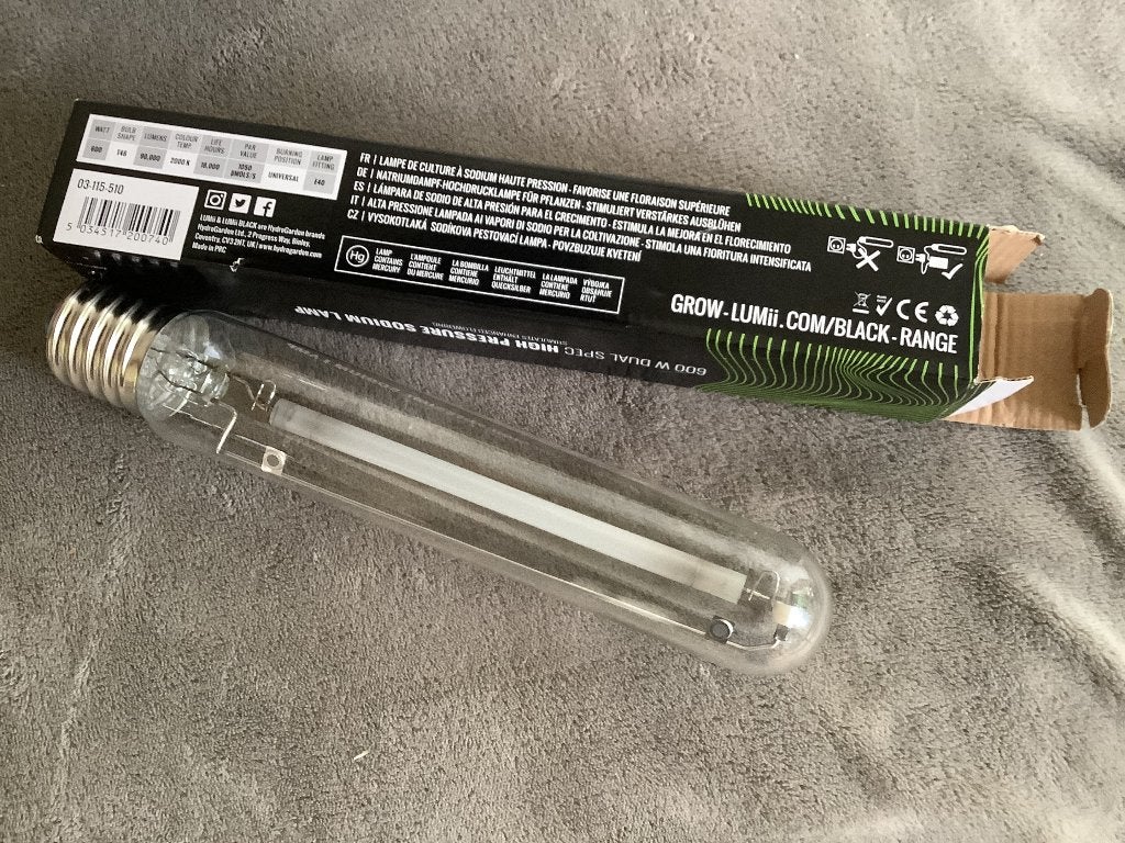 Gloeilamp Hps Lumii Black 600W HPS kweeklamp., Ophalen, Zo goed als nieuw, Kweeklamp