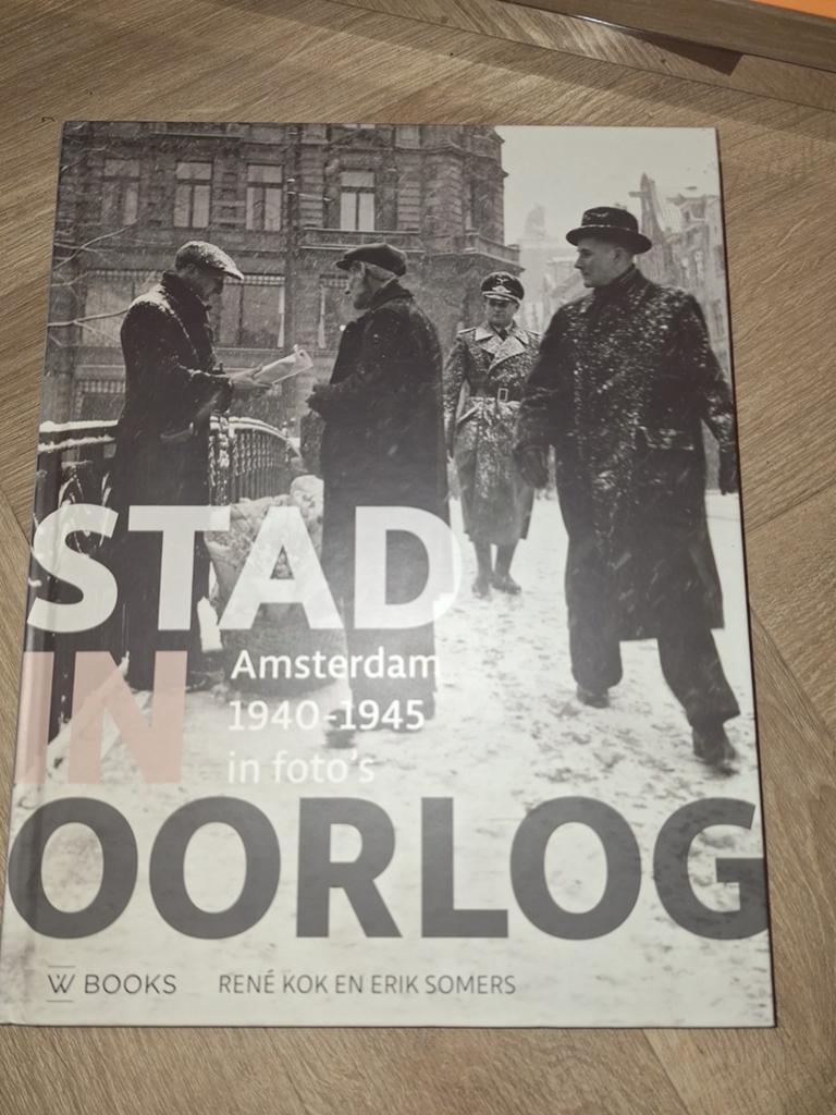 René Kok - Stad in oorlog, Boeken, Oorlog en Militair, Tweede Wereldoorlog, Verzenden, René Kok; Erik Somers, Zo goed als nieuw