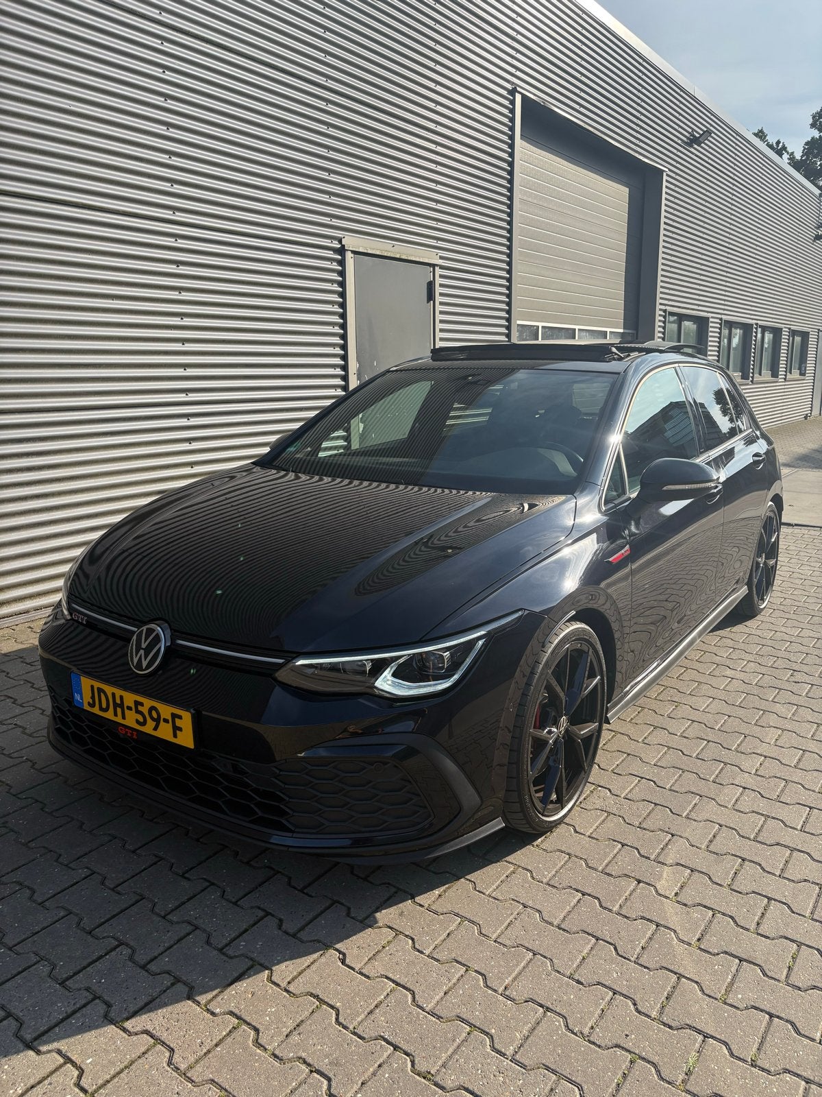 Volkswagen Golf 2.0 TSI 245pk 7-DSG 2022 Zwart, Auto's, 4 cilinders, 1984 cc, Alcantara, Zwart