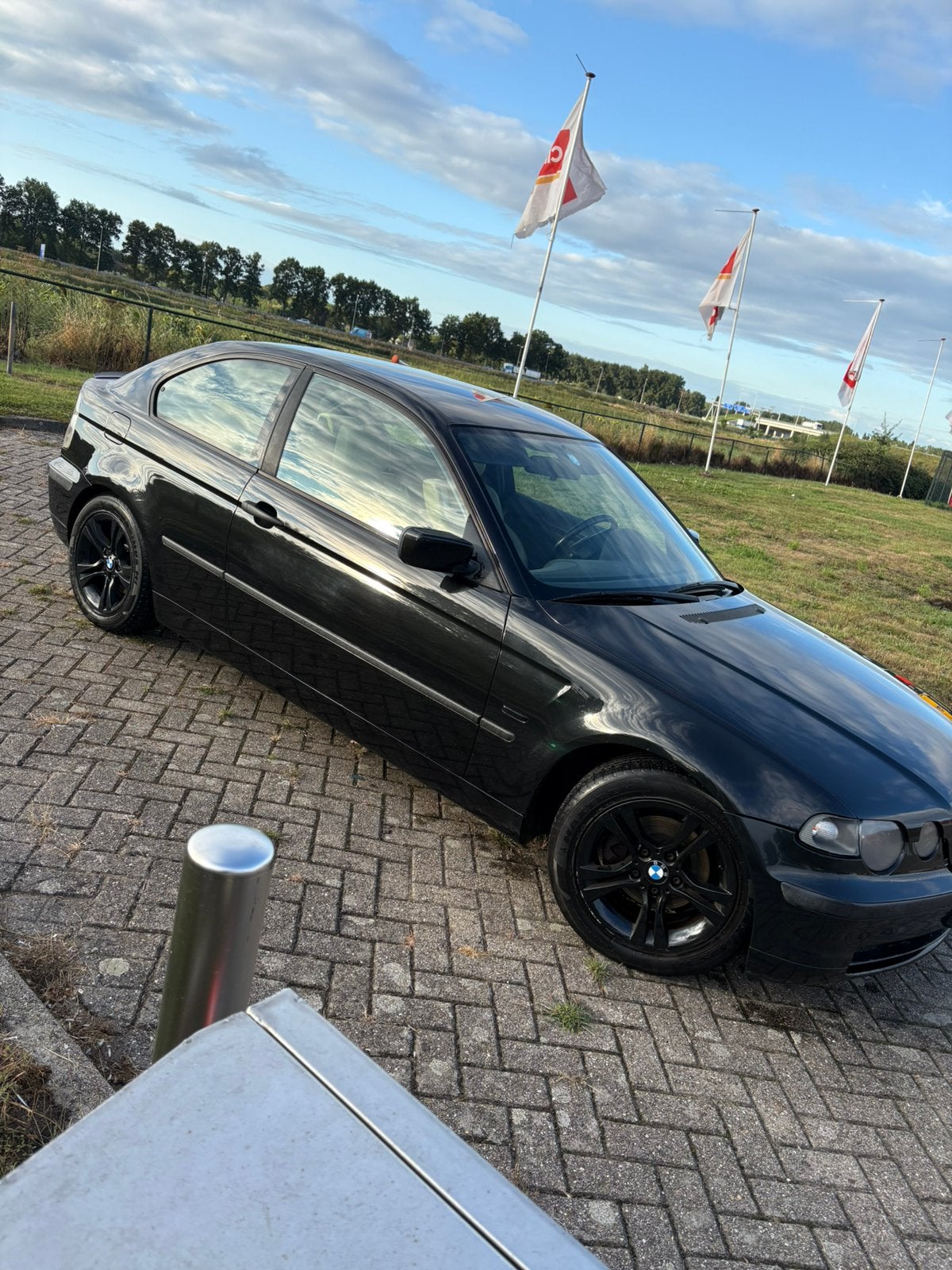 BMW 3-Serie 1.8 TI 316 Compact AUTOMAAT 2002 Zwart, Auto's, Achterwielaandrijving, 4 cilinders, 1796 cc, Zwart