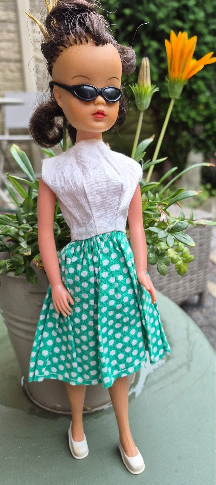 barbie, Sindy of Fleur jurk schoentjes en bril, Ophalen of Verzenden, Kleertjes