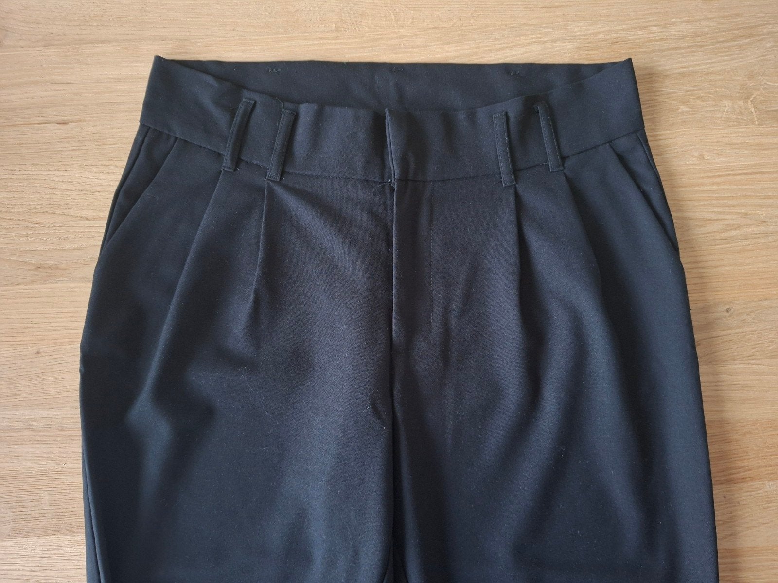 zwarte bandplooi broek, Kleding | Dames, Ophalen of Verzenden, Zo goed als nieuw, Maat 38/40 (M), Zwart