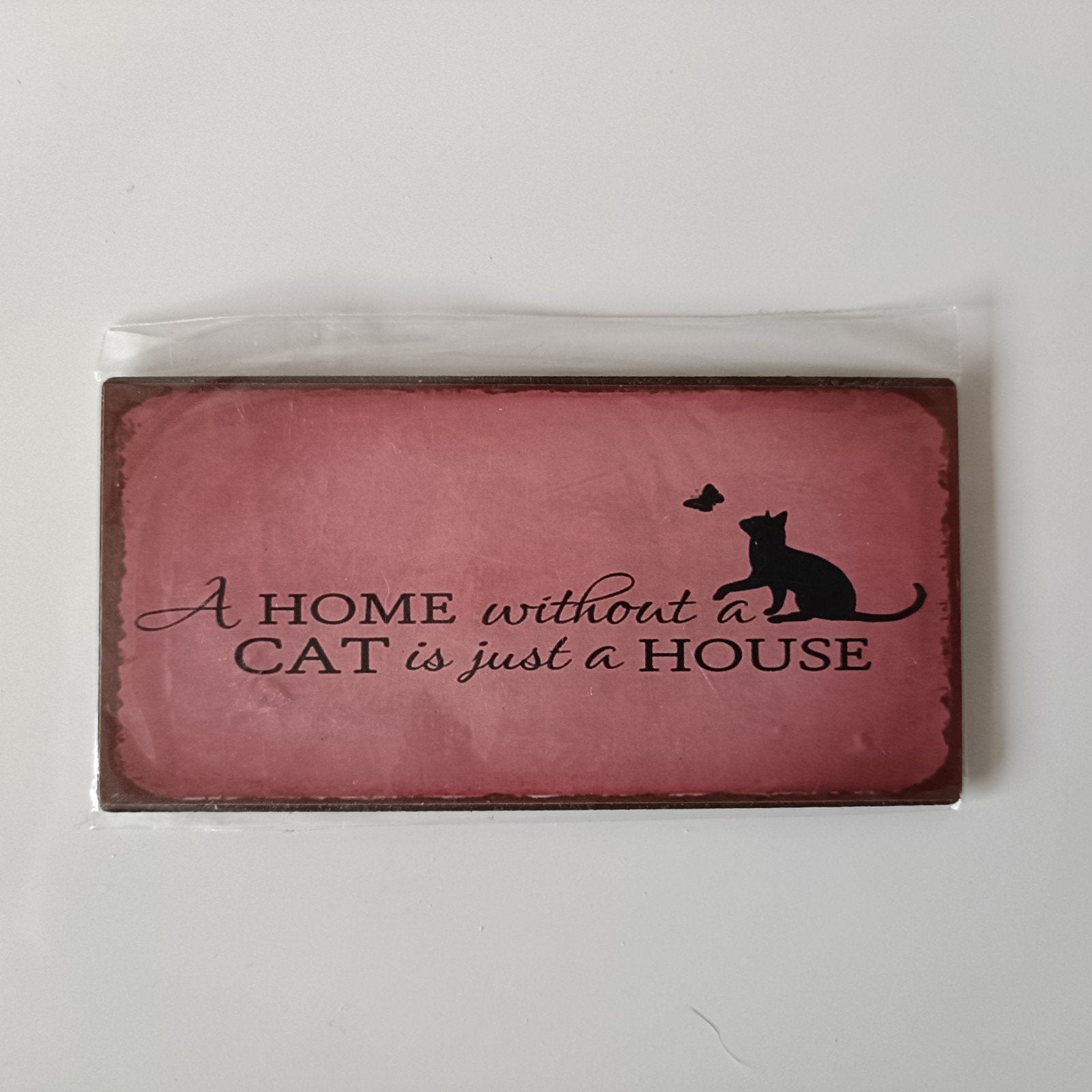 Magneet 'A HOME without a CAT is just a HOUSE' 10.5x3cm, Ophalen of Verzenden