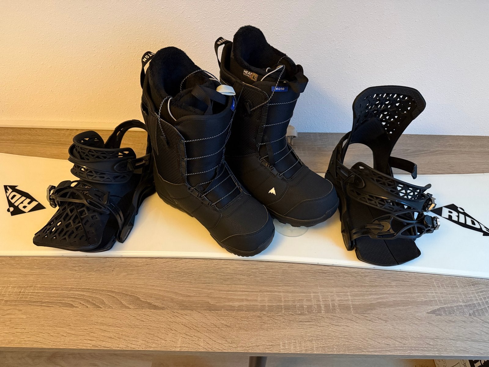 Complete Nieuwe Snowboard Set: Ride Zero 159, Burton Moto 43, Ophalen of Verzenden, Nieuw, Board