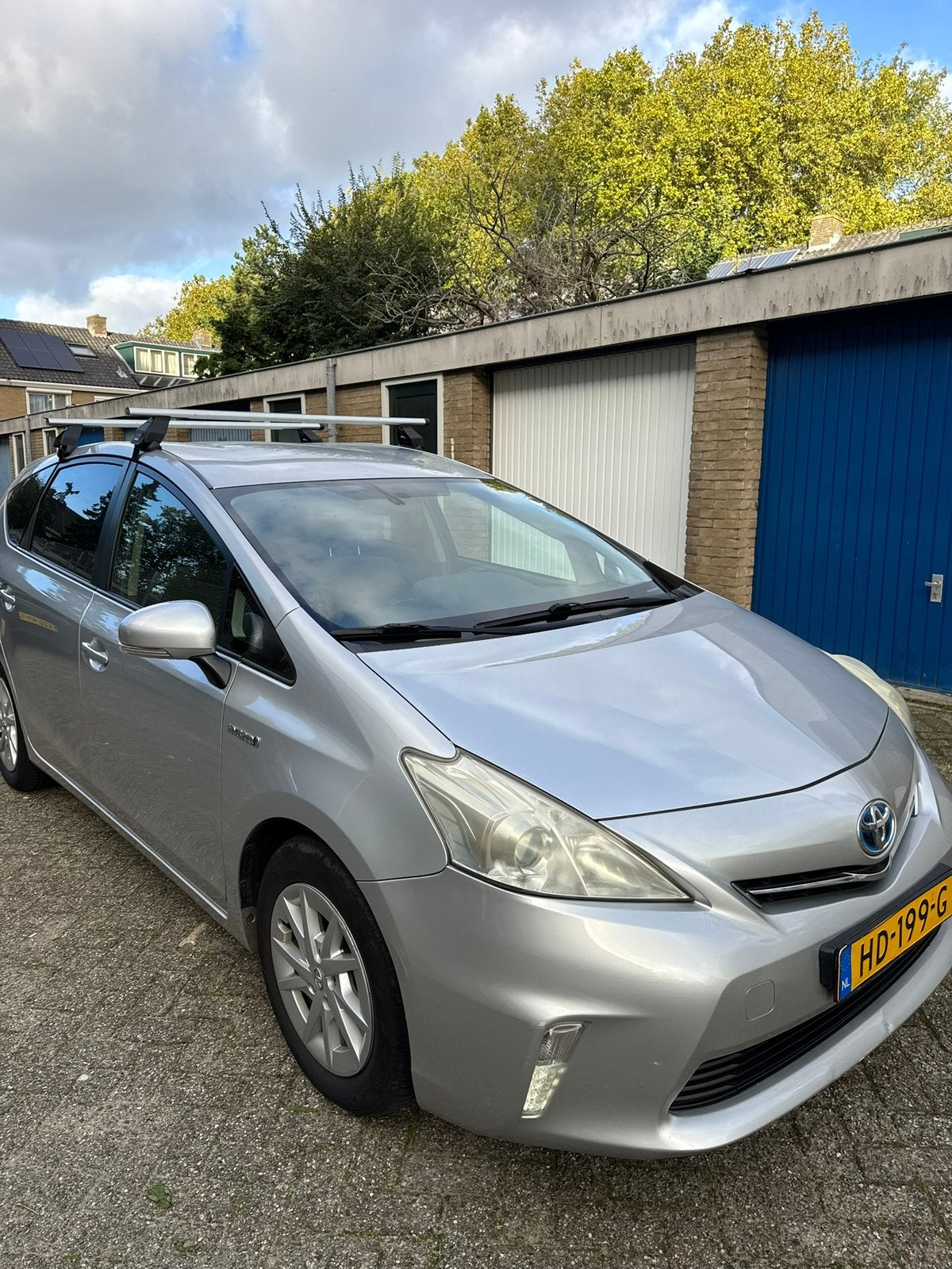 Toyota Prius Wagon 1.8 Full Hybrid 136PK Aut 96g 2013 Grijs, 4 cilinders, 7 stoelen, 84 €/maand, Te koop