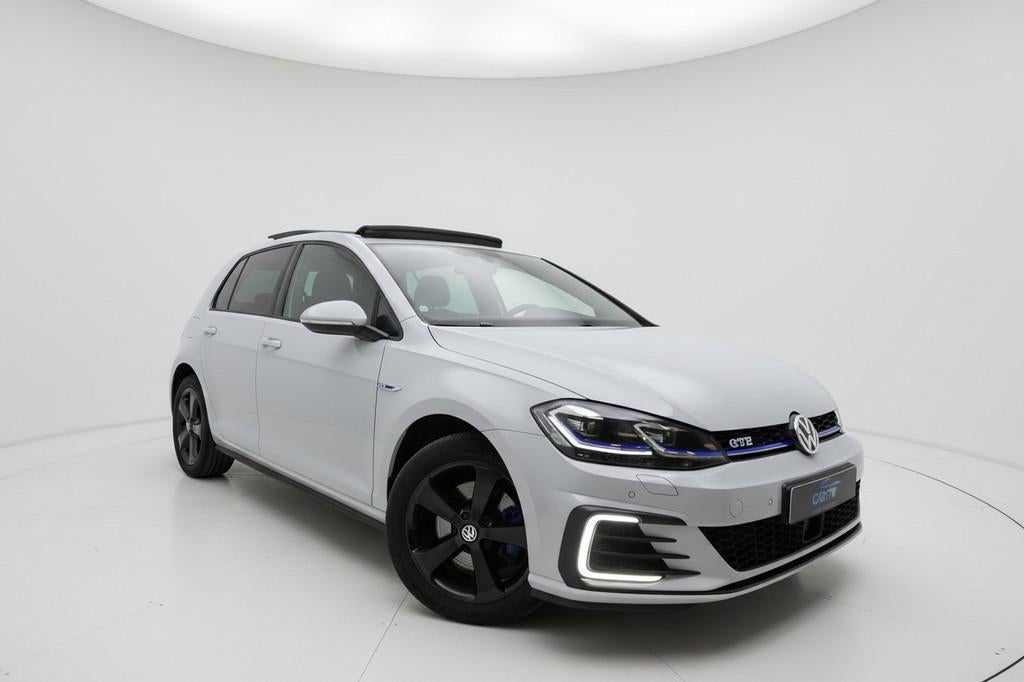 Volkswagen Golf 7.5 1.4 TSI PHEV GTE PANO VIRTUAL CAM ACC, Auto's, 8 kWh, Stof, Gebruikt, 4 cilinders