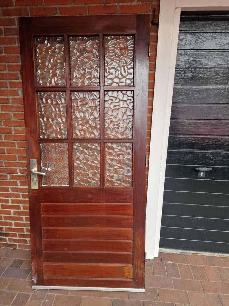 Hardhouten achterdeur met 3-puntssluiting en 2 sleutels, Ophalen, Gebruikt, 80 tot 100 cm, Buitendeur