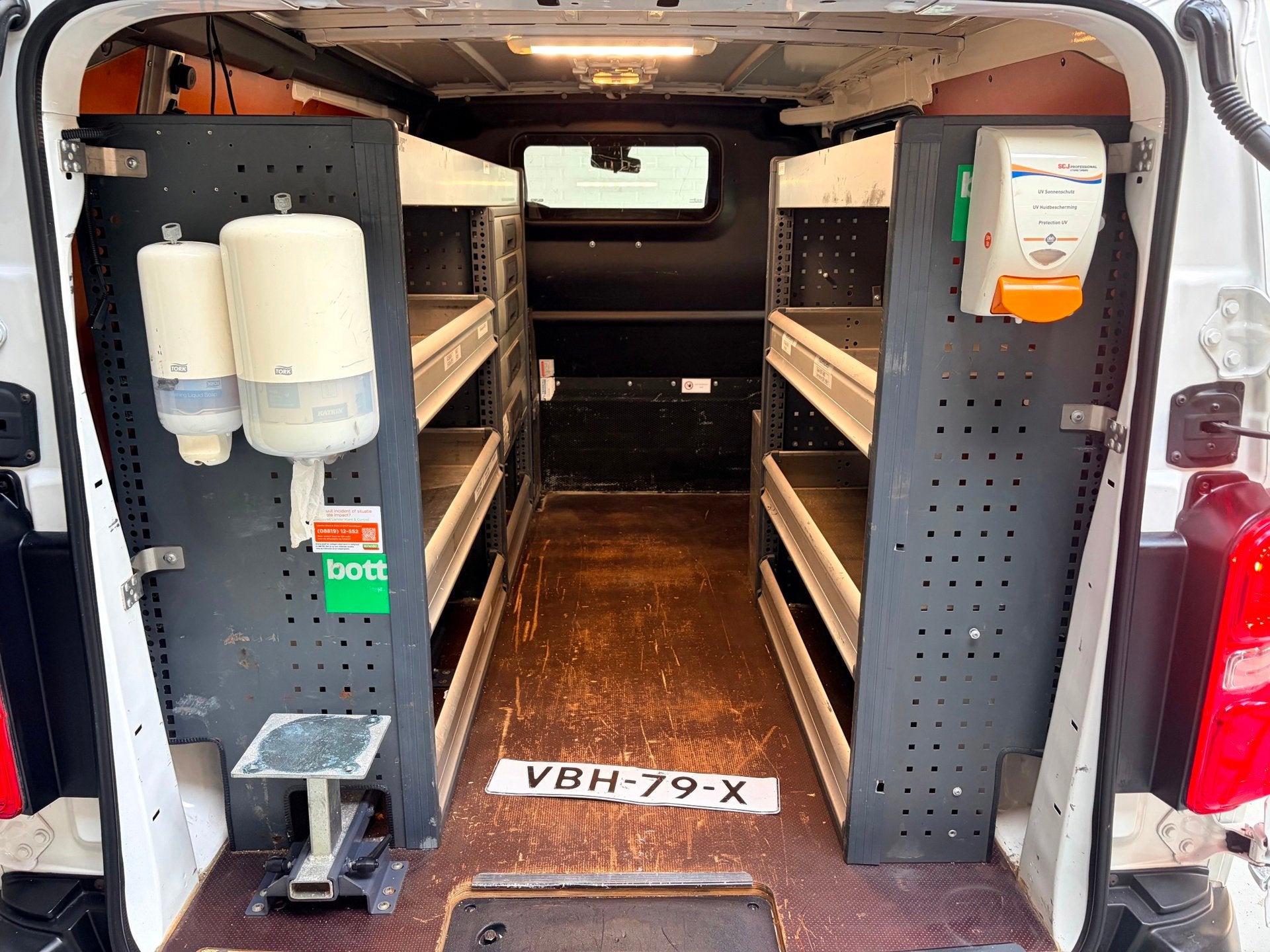 Citroen Jumpy Citroen Jumpy Servicewagen 1.5 BlueHDI 100 M C, Voorwielaandrijving, Dealer onderhouden, Stof, Gebruikt
