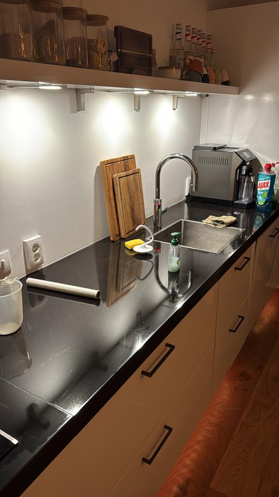Aanrechtblad donker antraciet met spoelbak, Huis en Inrichting, Keuken | Keukenelementen, Ophalen, Zwart, Zo goed als nieuw, 200 cm of meer