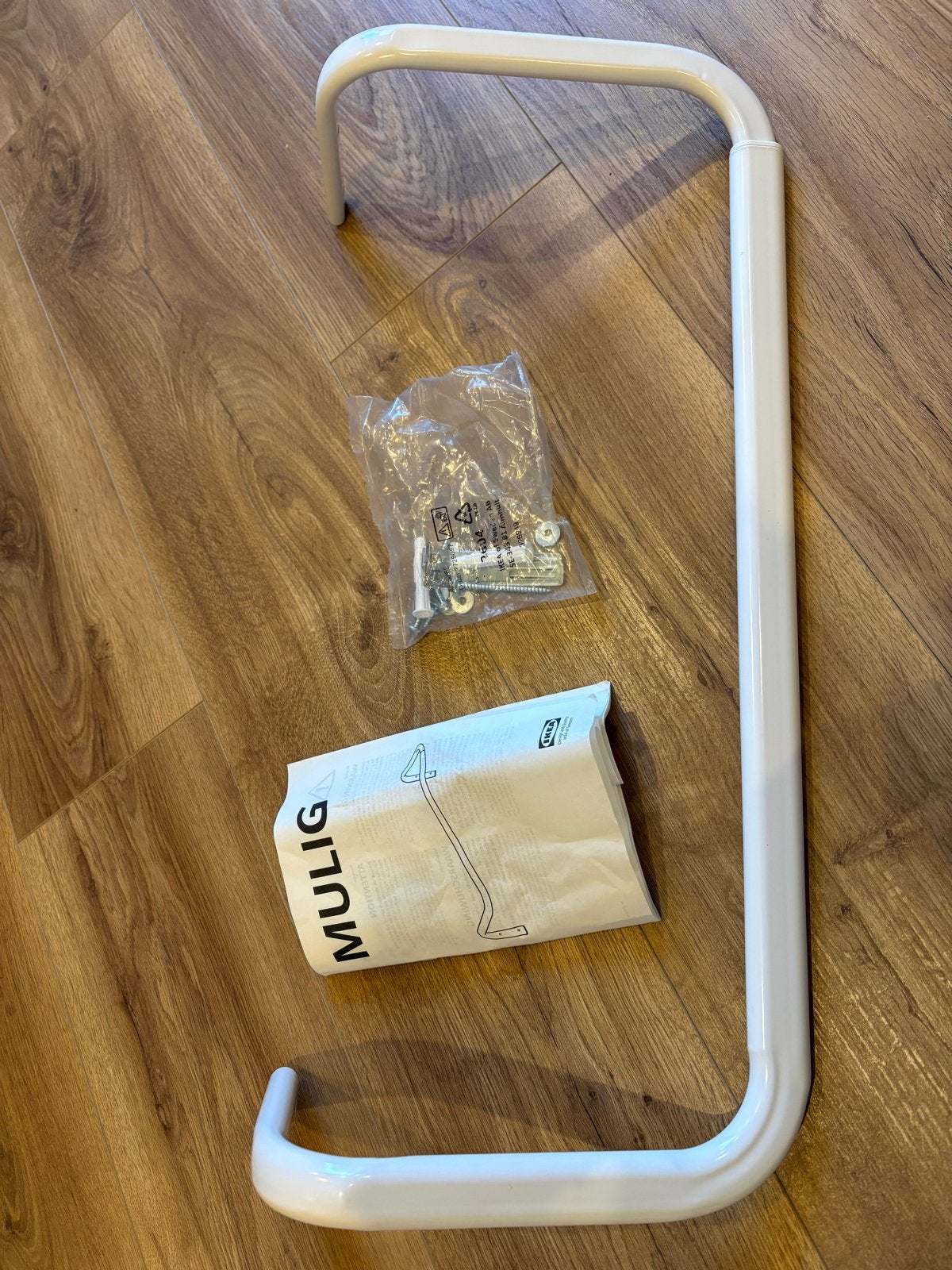 GRATIS IKEA MULIG Kledingrek / Kledingstang (wit), Kleding | Dames, Kledingrekken, Ophalen, Nieuw