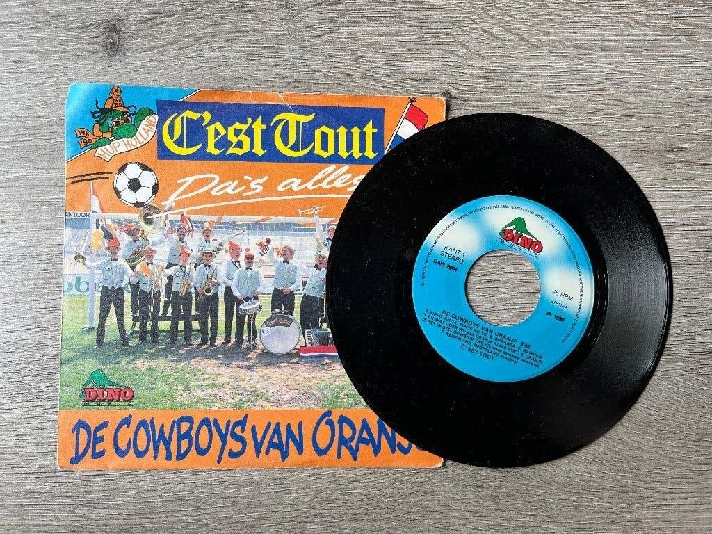 LP Single De cowboys van Oranje Cést Tout, Gebruikt, Overige formaten, Ophalen of Verzenden, Overige typen