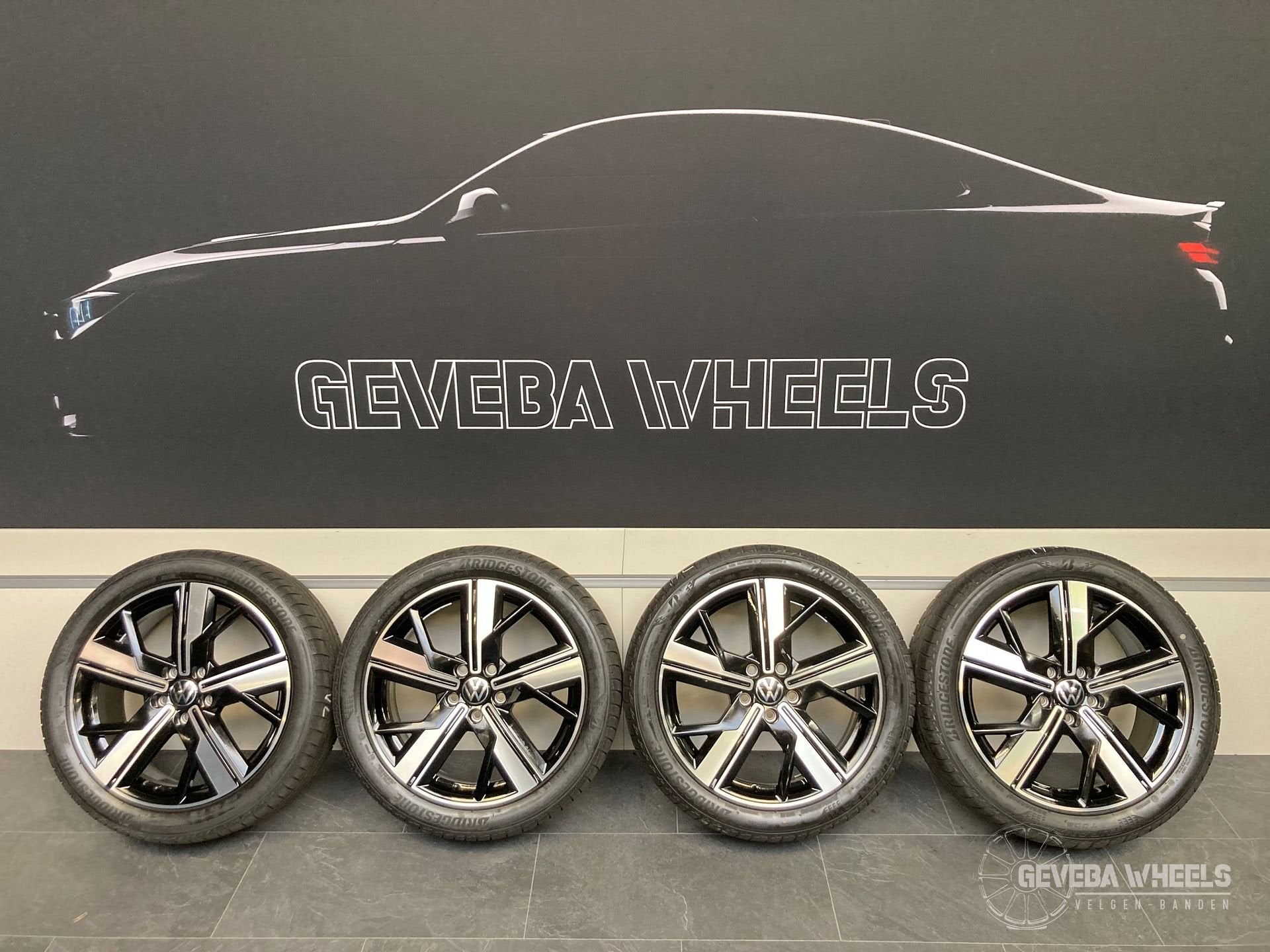 18” originele Volkswagen Caddy V velgen + banden 5x112   2K7, 18 inch, -, -, Banden en Velgen